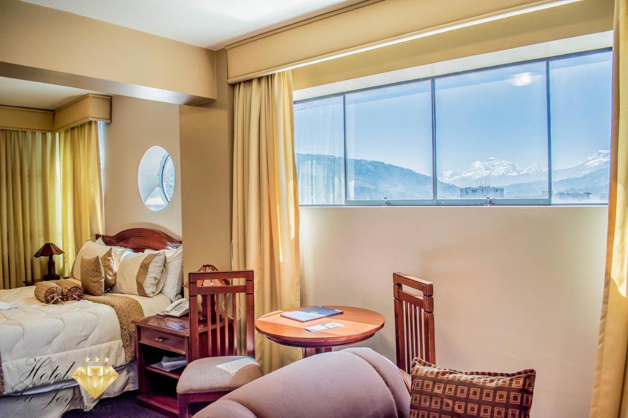 חוארז Hotel La Joya מראה חיצוני תמונה