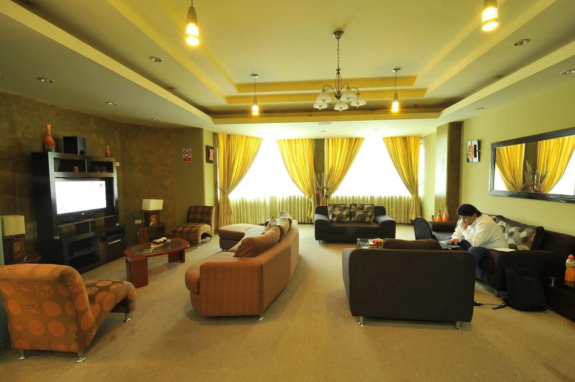 חוארז Hotel La Joya מראה חיצוני תמונה